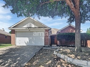 Building Photo - 1898 Barton Springs Dr