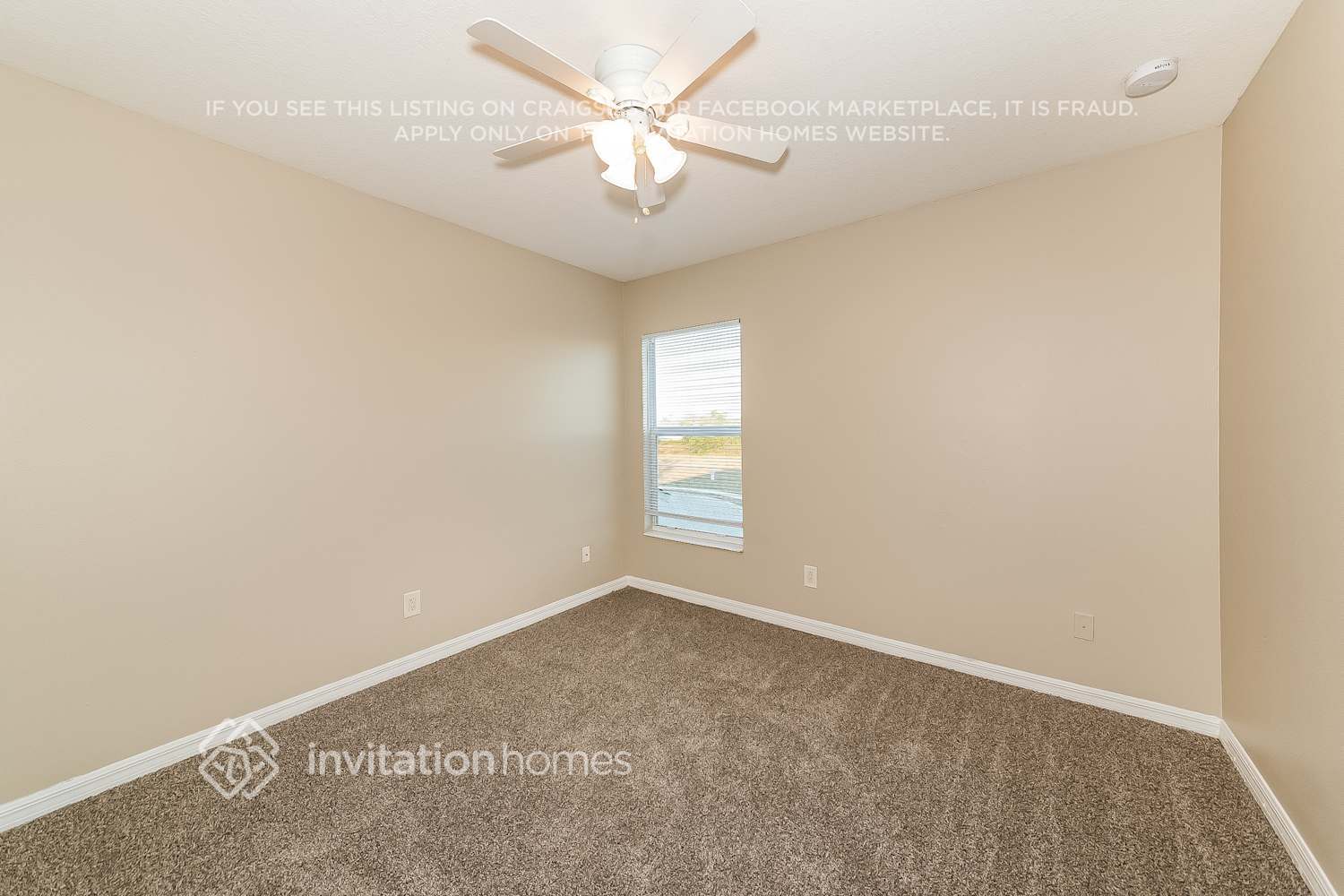 Building Photo - 10229 36th Ct E