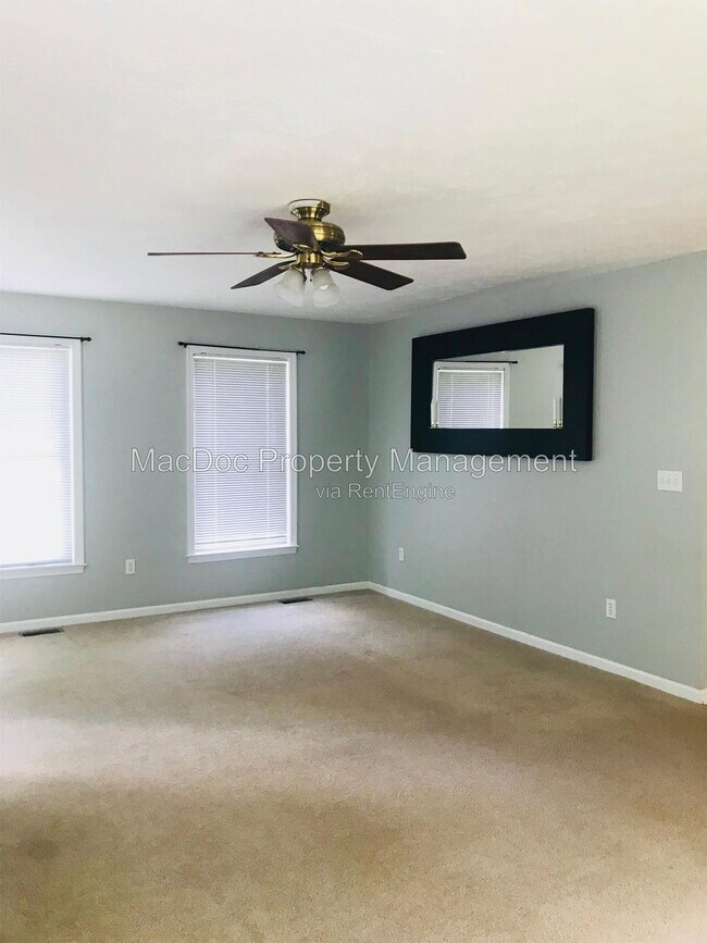 Building Photo - 6804 Saxony Cir