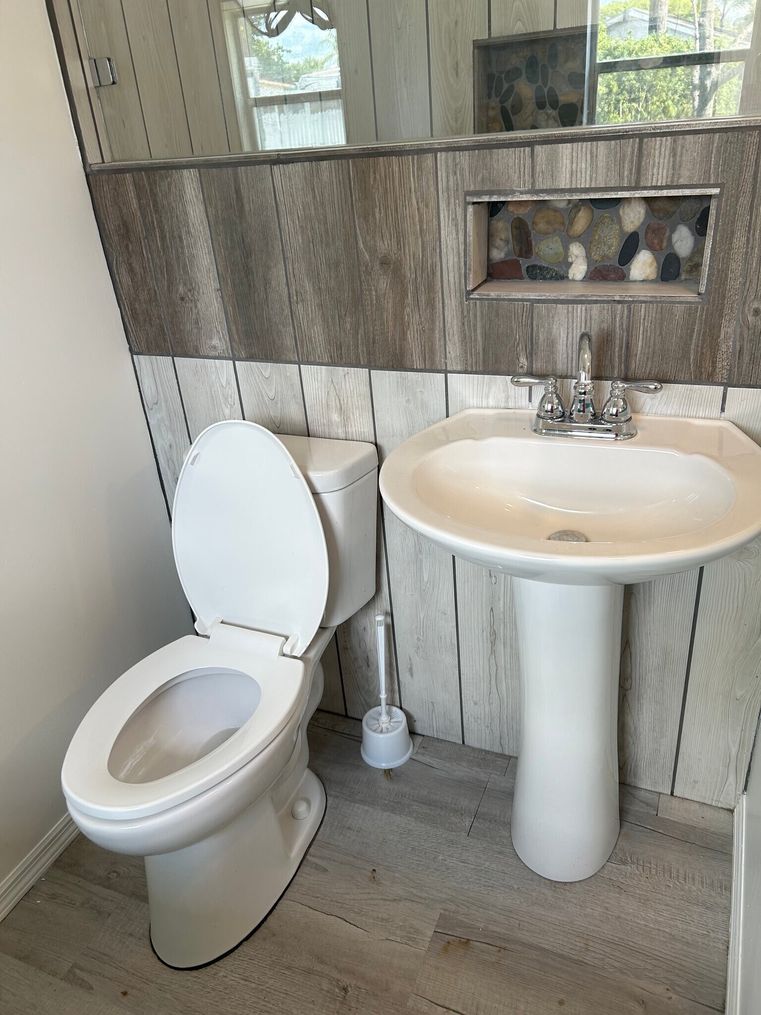 Building Photo - 1709 Furey Dr