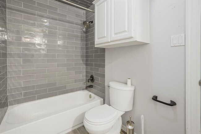 Building Photo - 7502 Water Wood Trail