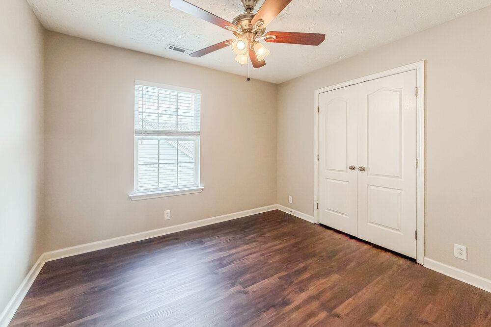 Building Photo - 2816 Windcrest Tr