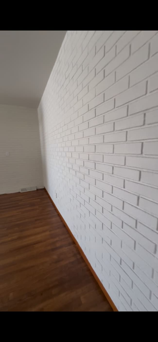 Building Photo - 307 Penn Ave