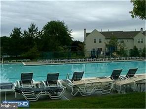 Building Photo - 167 Andover Pl