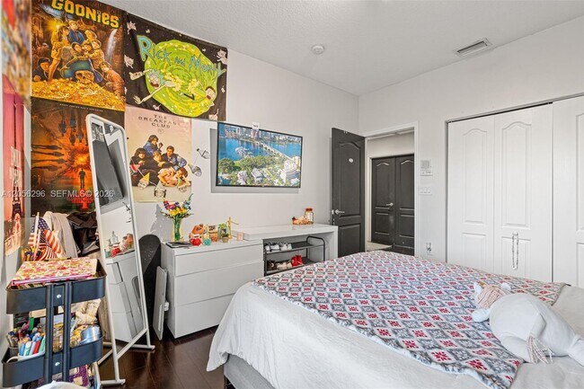 Building Photo - 3654 SW 150th Ct