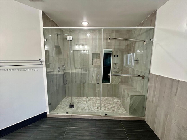Building Photo - 13537 SW 118th Path