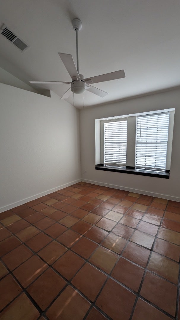 Building Photo - 11901 Swearingen Dr