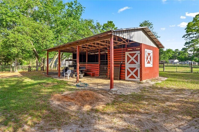 Building Photo - 4660 SW 166th Court Rd