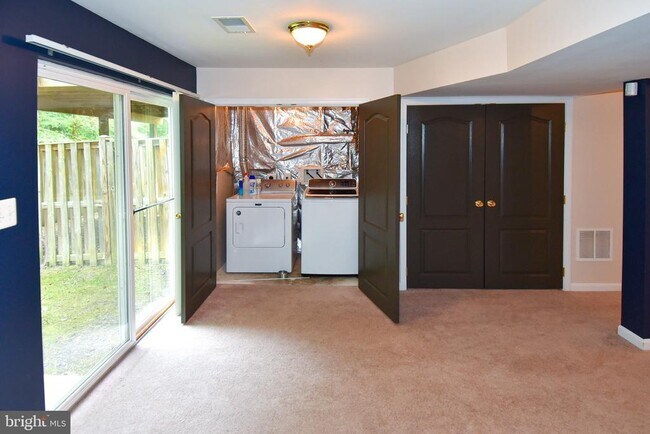 Building Photo - 15511 Kennett Square Way