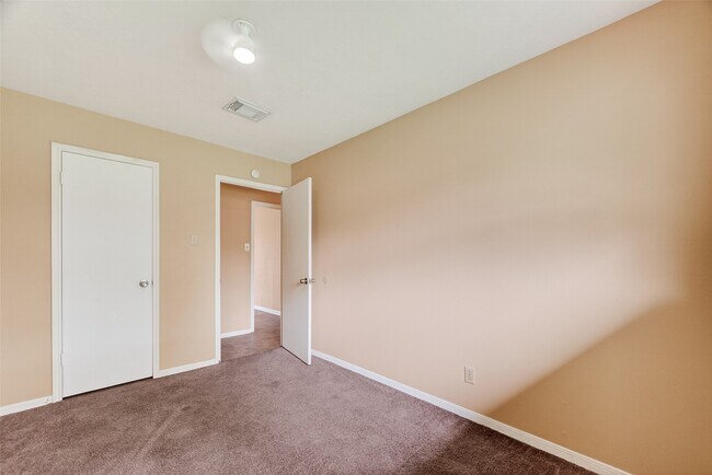 Building Photo - 4826 Redfish Reef Dr