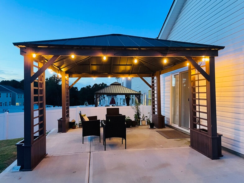 Building Photo - 5819 Soft Shell Dr