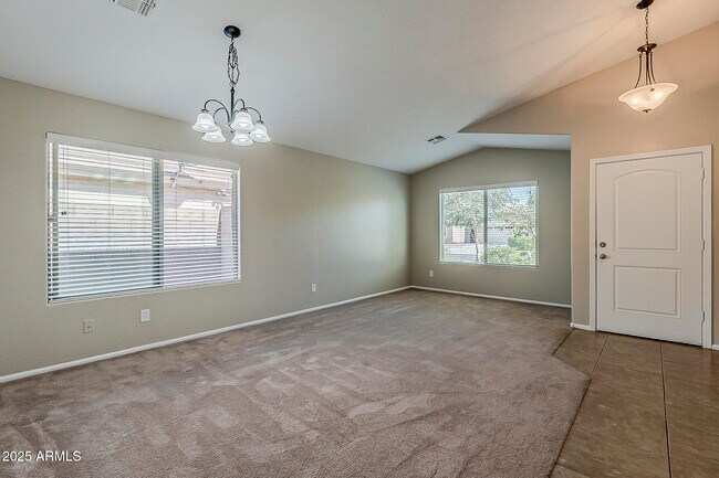 Building Photo - 7358 N 72nd Ave