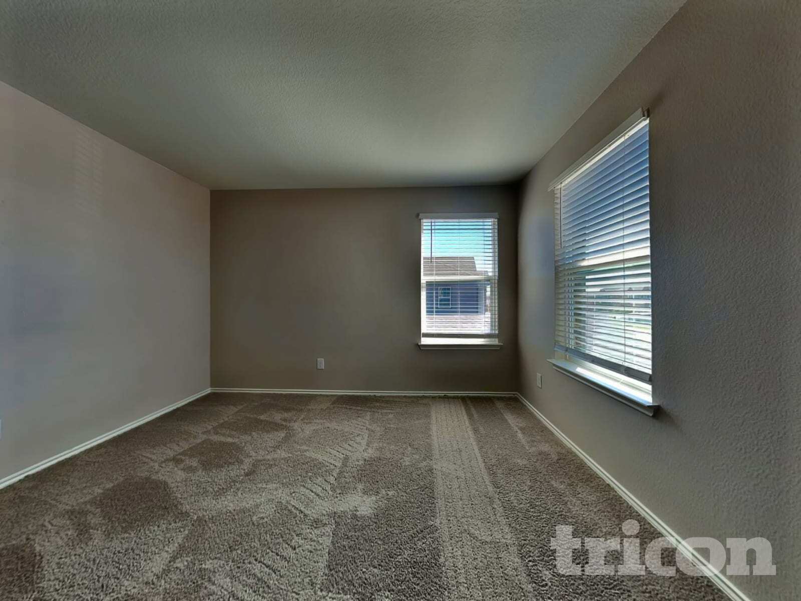 Building Photo - 13725 Vigilance St