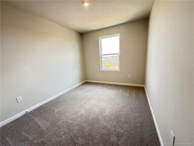 Building Photo - 15817 Winter Rd