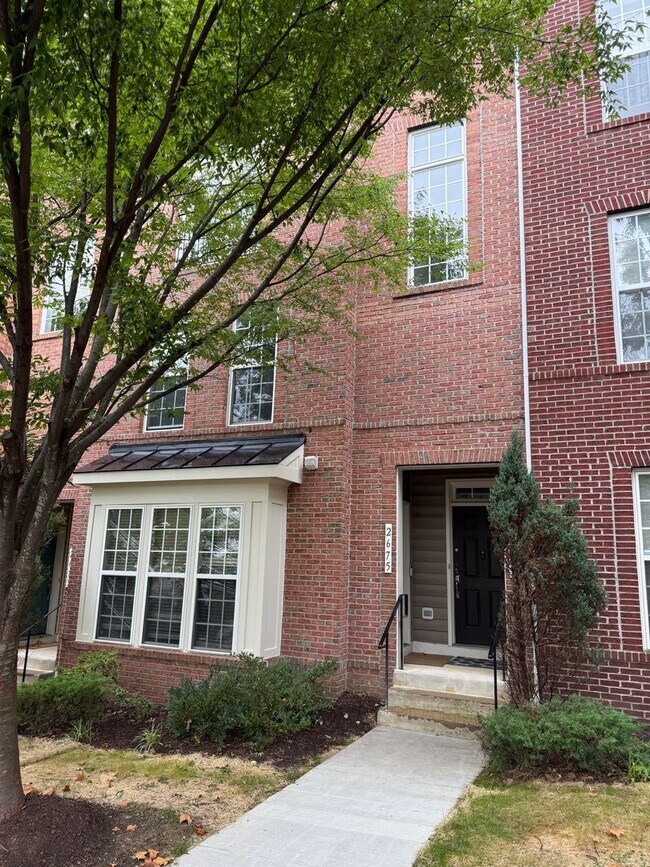 Primary Photo - 2675 Sheffield Hill Way