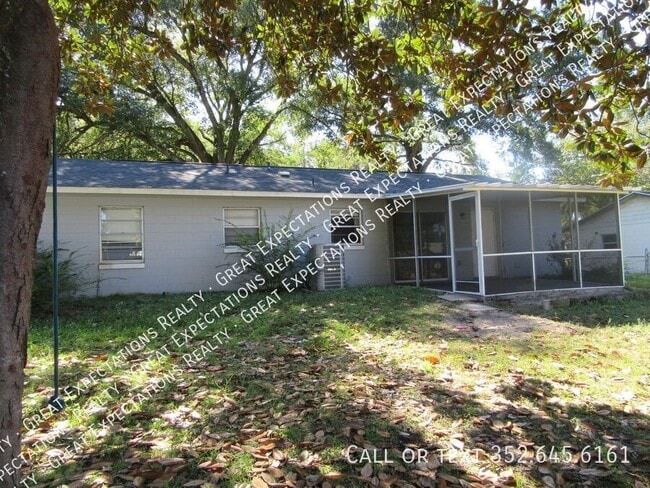 Building Photo - 1309 NE 20th St