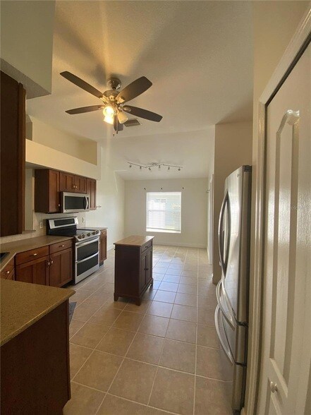 Building Photo - 16709 Fairbolt Way