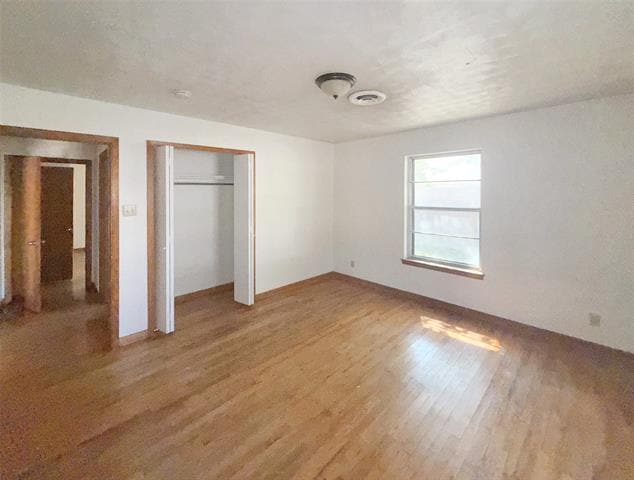 Building Photo - 404 S Coppell Rd