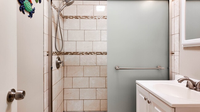 Building Photo - 3639 Shafer Schoolhouse