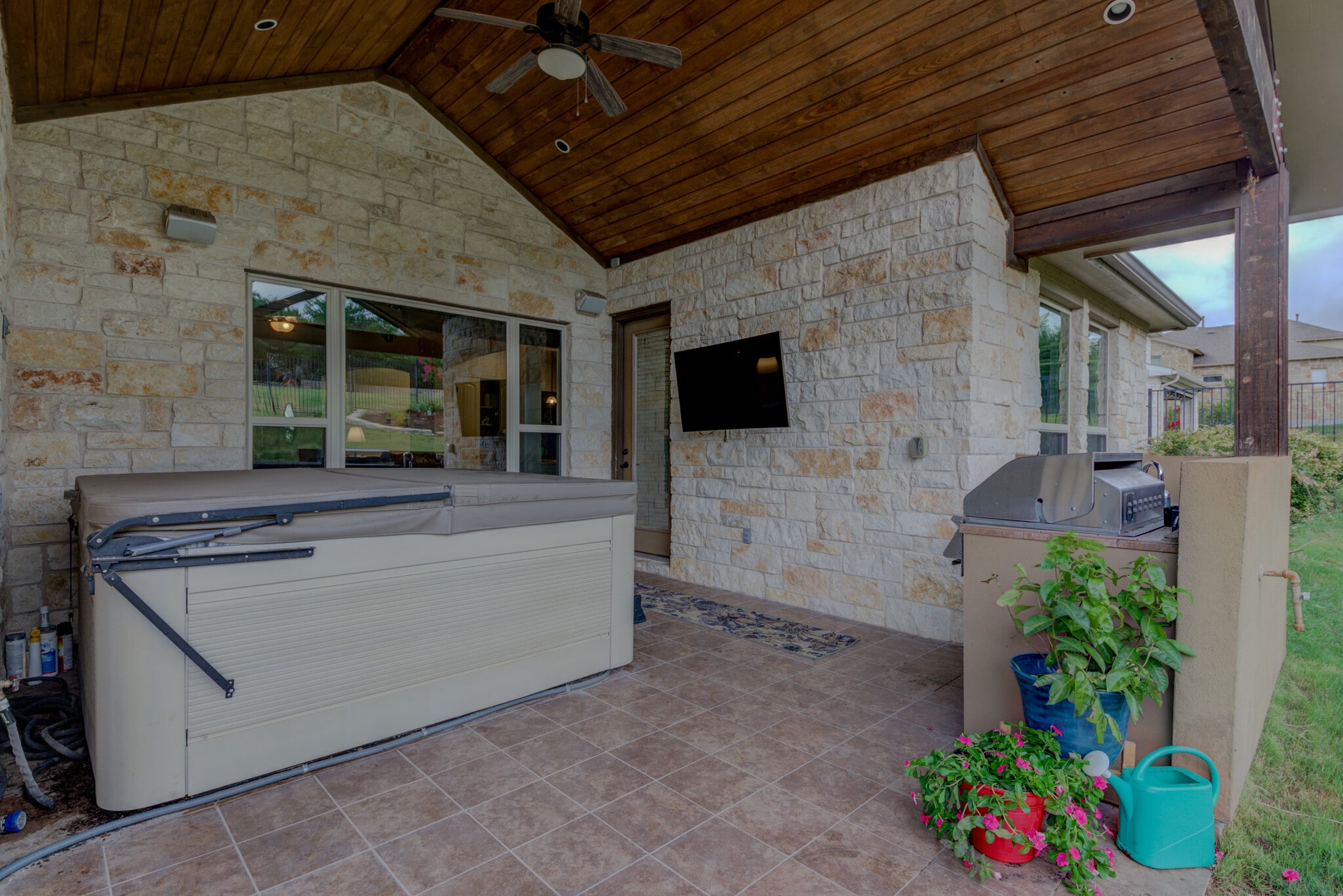 Building Photo - 308 Enchanted Hilltop Way