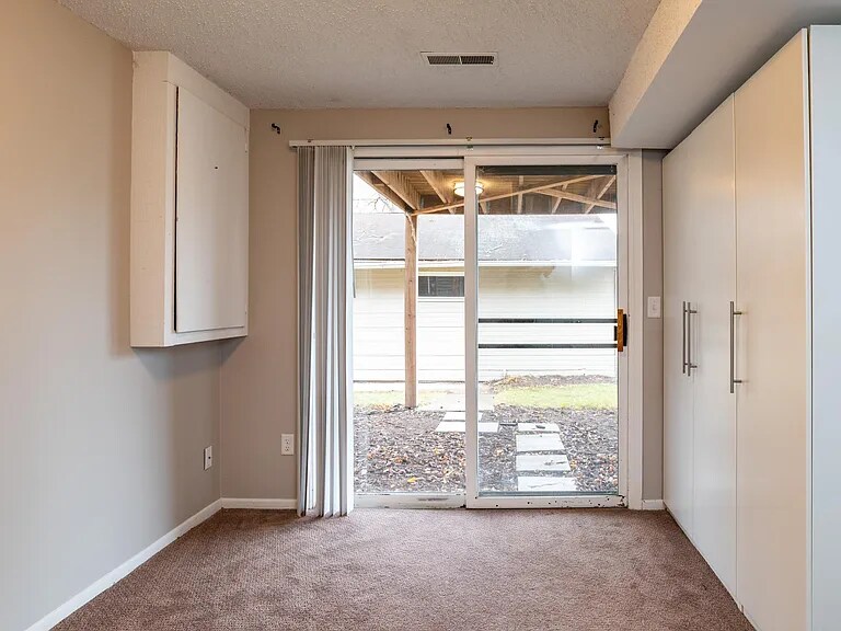 Building Photo - 5838 Lyndale Ave S