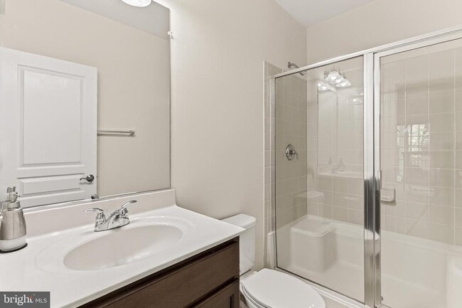 Building Photo - 8901 Hargrove Ct