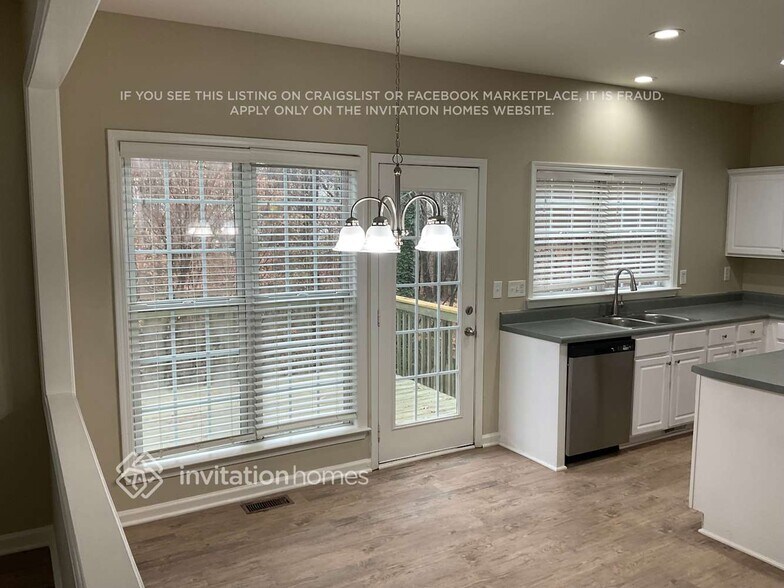 Building Photo - 2714 Spindletop Ln NW