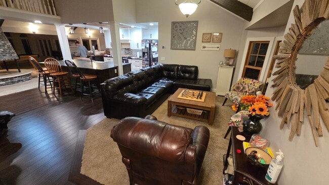 Primary Photo - 9500 Fox Valley Dr