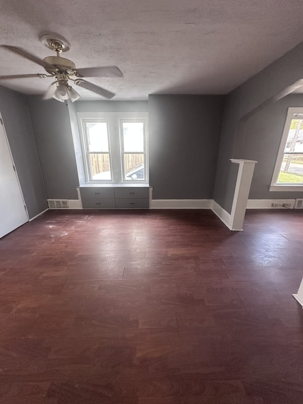 Building Photo - 4704 Behrwald Ave