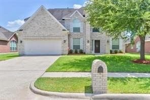 Building Photo - 1621 N Yellowstone Dr