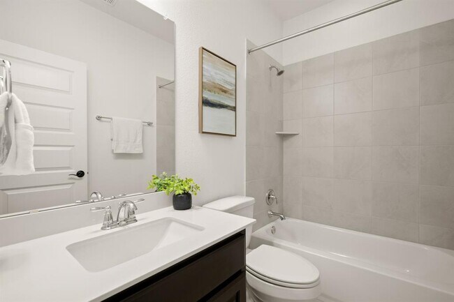 Building Photo - 20521 Martin Ln