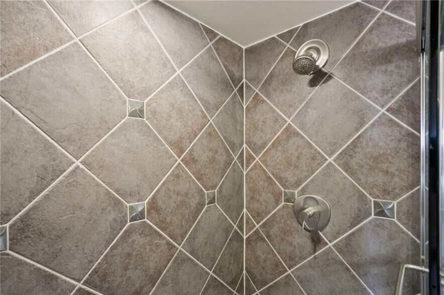 Building Photo - 1130 Piedmont Ave NE