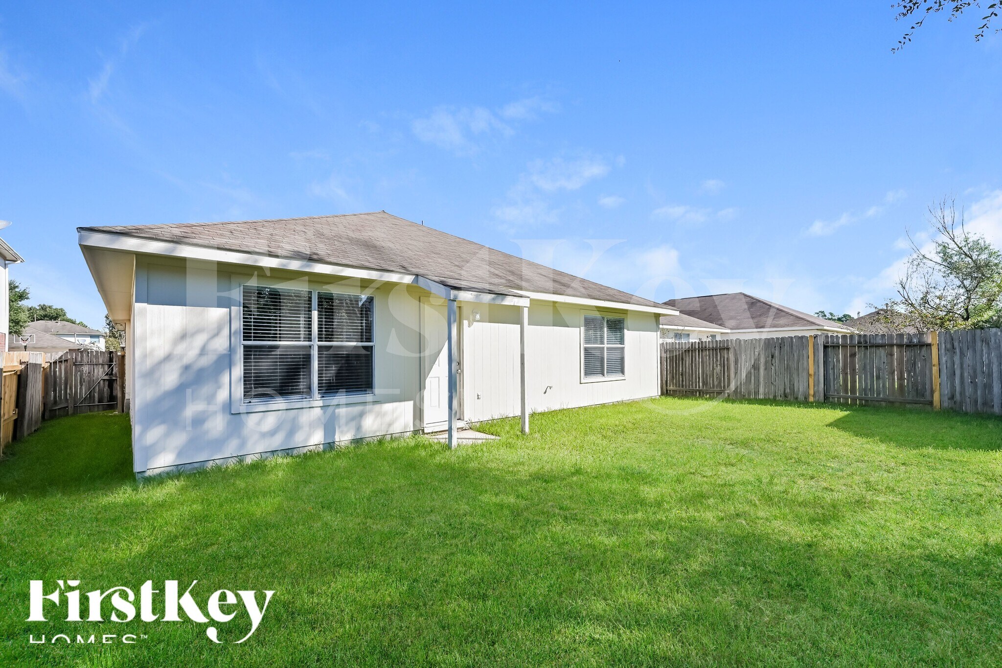 Building Photo - 2506 Fox Water Dr