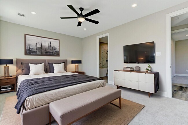 Building Photo - 2202 Melody Ln