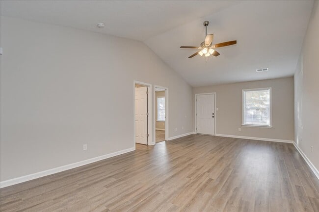 Building Photo - 1531 Abby Way