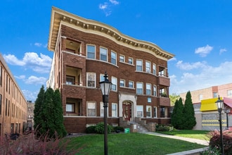 Building Photo - 2311 W Wisconsin Ave