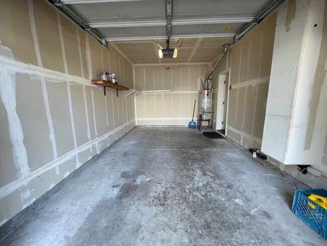 Building Photo - 6220 SW 182nd Terrace