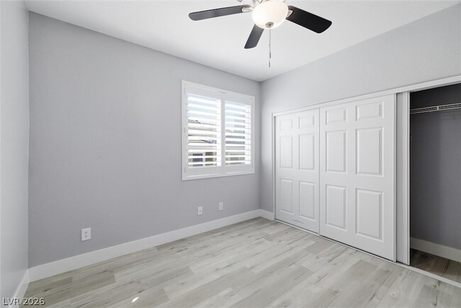 Building Photo - 972 Prestwick St