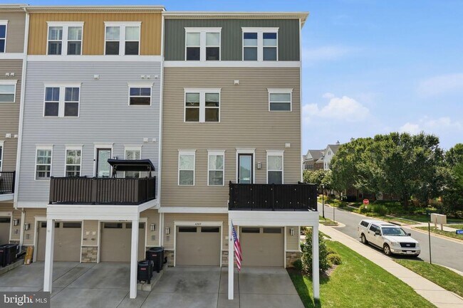 Building Photo - 42017 Glade Creek Terrace