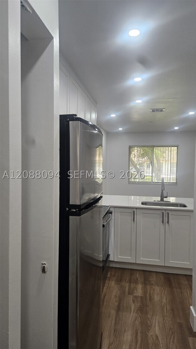 Building Photo - 13918 SW 91st Terrace