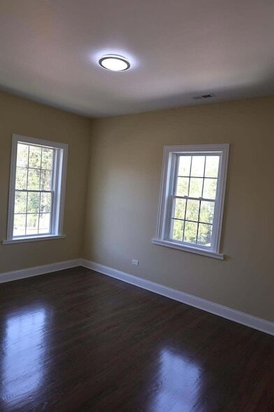Building Photo - 4329 Baring Ave