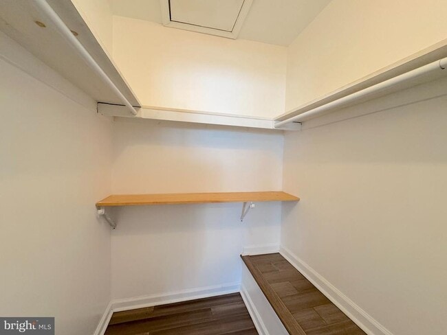 Building Photo - 9819 Hagel Cir
