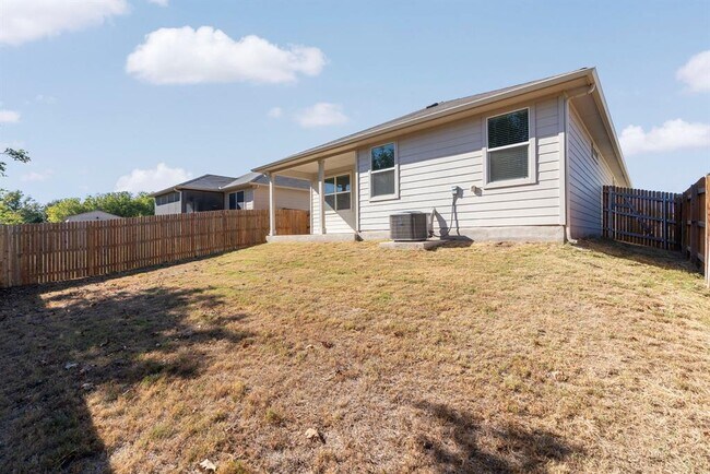 Building Photo - 113 Antrim Cove
