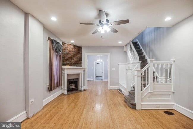 Building Photo - 530 N 58th St