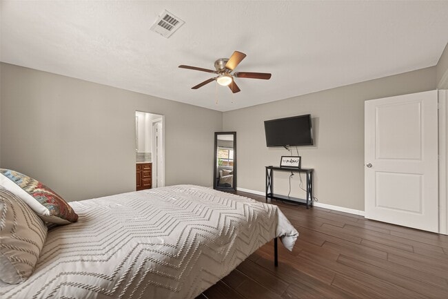 Building Photo - 8307 Carvel Ln