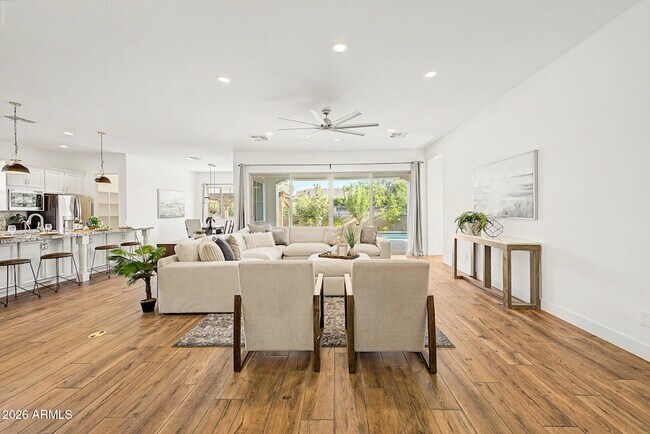 Building Photo - 2083 E Scorpio Pl