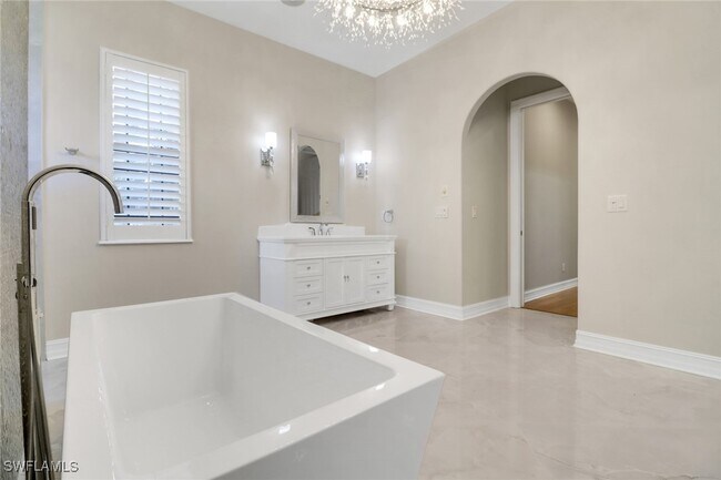 Building Photo - 14690 Beaufort Cir
