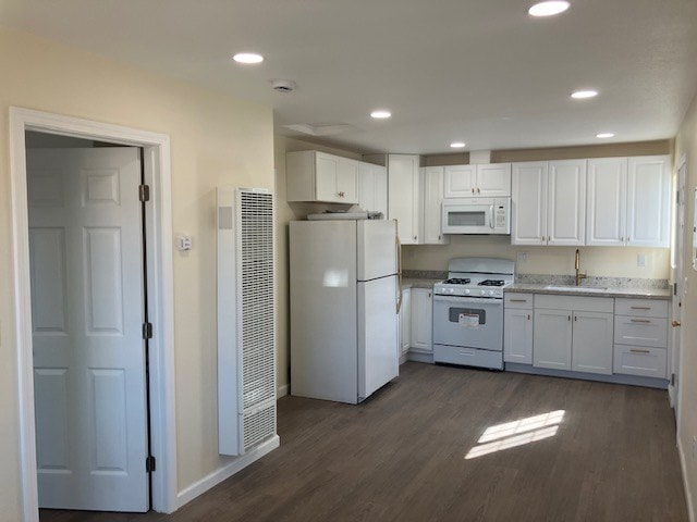 Primary Photo - 574 Yosemite Way