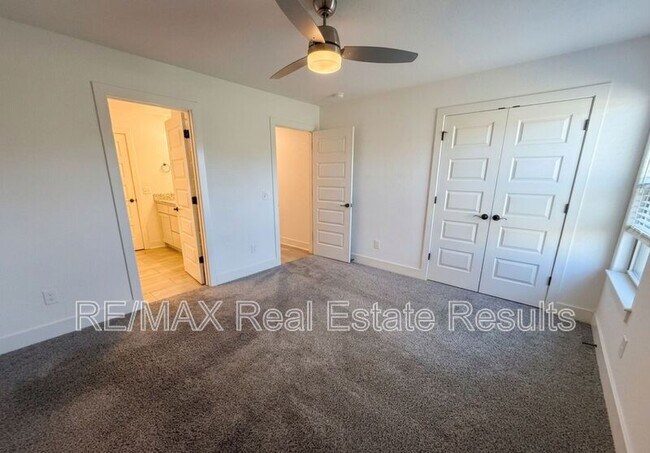Building Photo - 751 Spicewood Trail