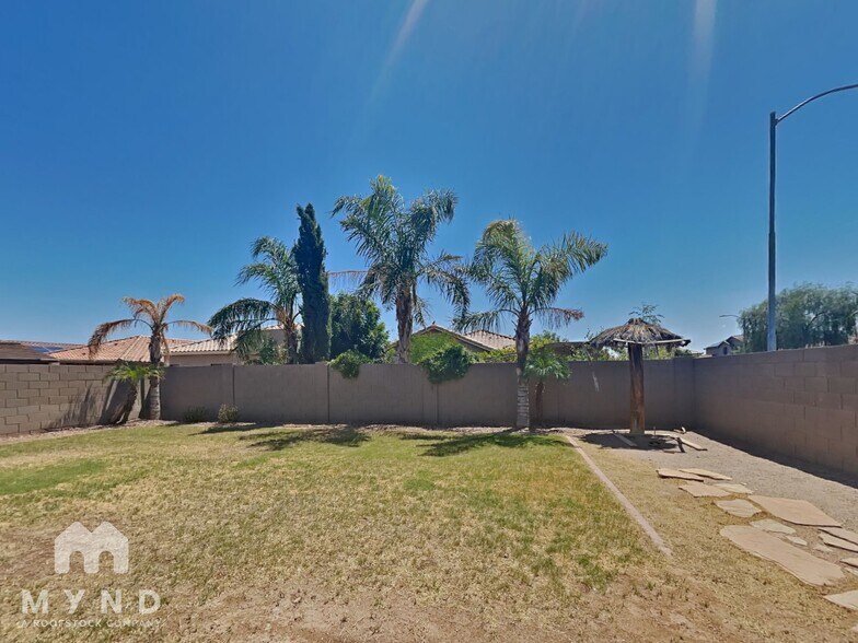 Building Photo - 669 W Silver Reef Ct